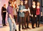 Haapsalu gümnaasiumi Playback Kooliealisi poisse ja tüdrukuid on võrdselt, 20–34-aastaste seas on aga mehed ülekaalus. Foto: Markus Sein