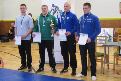 Teenitud hõbemedal oli Fred Martin Mägile (vasakult esimene) neljas meistrivõistluste medal. Foto: Janar Sõber