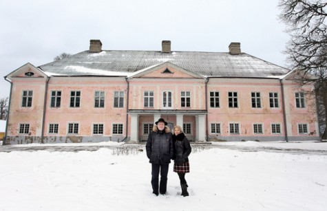 Suure-Lähtru mõis ja mõisaomanikud. Foto: Arvo Tarmula