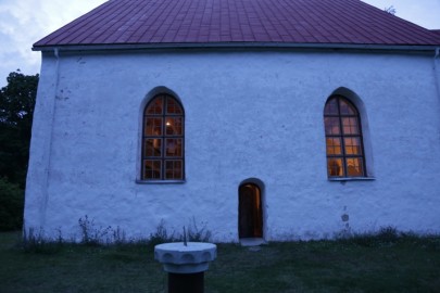 17 Vormsi kirik