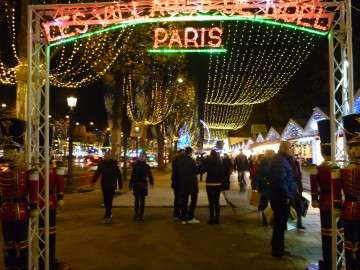 Champs-Élysées-l võid osta ja lõbutseda tunde