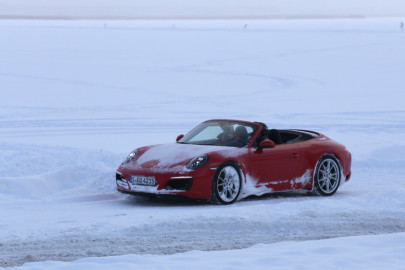 Porsche ja jääpurjekas Noarootsi jääteel (ARVO TARMULA) (4)