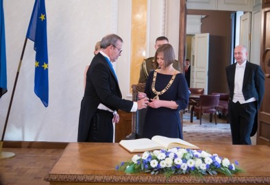 Kersti Kaljulaid ametivanne Peeter Langovits23