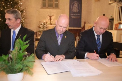 Ridala ja Haapsalu ühinemislepingu allkirjastamine. Tarmula04