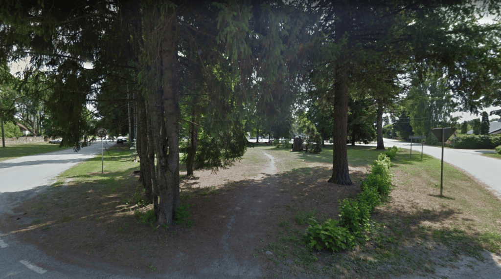 Tobiase parki tuleb Kullamaa keskus