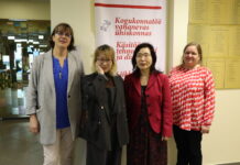 Jaapani teadlased uurivad kolledžis eakate digipädevust