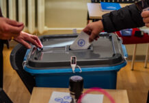 Ametnikud said valimiste eest lisatasu