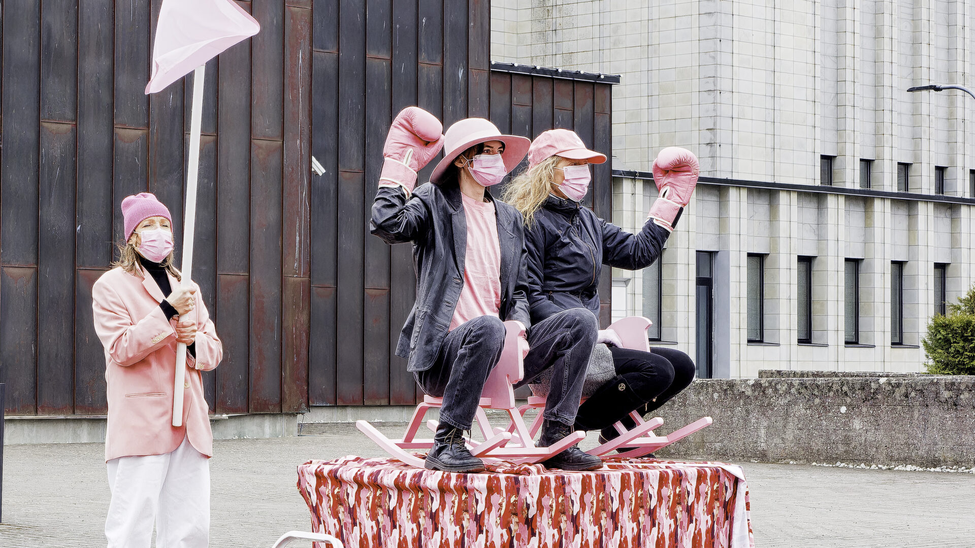 Haapsalu kesklinna kerkis korraks ratsamonument