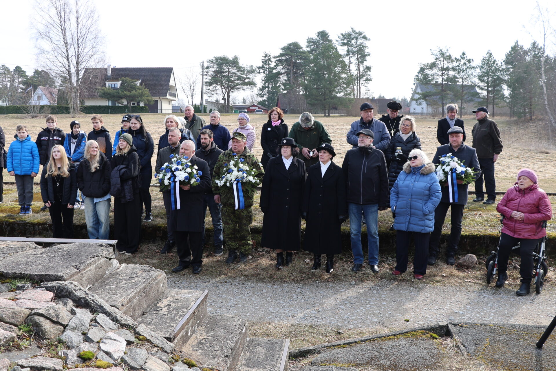 Galerii: Ristil mälestati märtsiküüditamise ohvreid